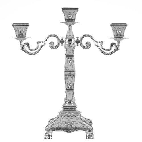 Sfeșnic cu Trei Brațe